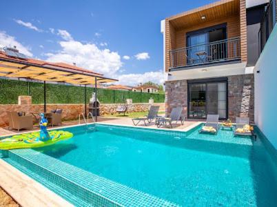 Villa Mayura Каш Екстериор снимка